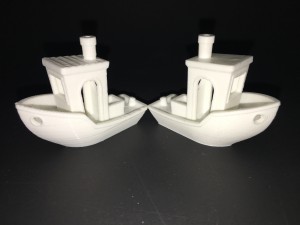 White PLA 200 microns(left0 vs 50 microns